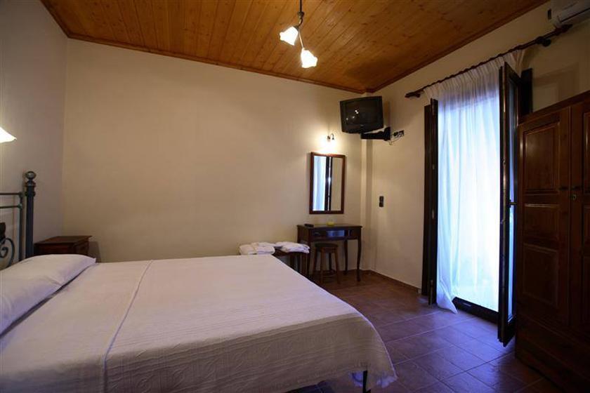 Mirsinia Apartments - Skopelos Loutraki  Bagian luar foto