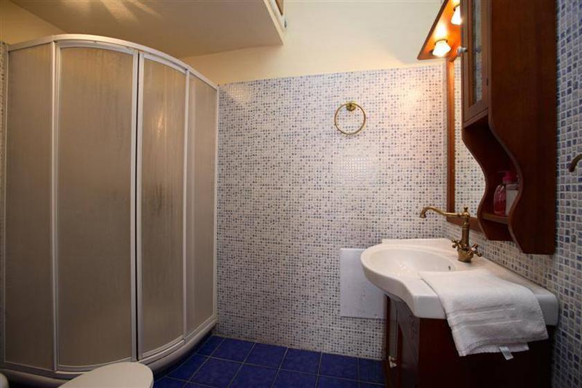 Mirsinia Apartments - Skopelos Loutraki  Bagian luar foto